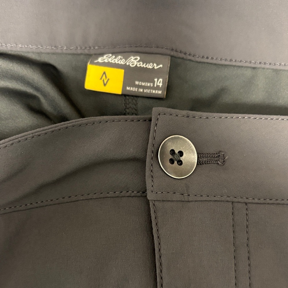 Eddie Bauer Charcoal Women's Skort with Front Button